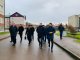 Глава Администрации Андрей Низовский посетил Куйвозовское поселение и осмотрел будущую спортивную площадку Гарболовской СОШ.