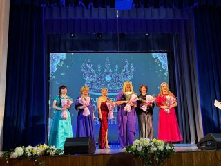 Во Всеволожске прошел городской фестиваль «Королевы весны»