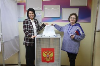 Вице-губернатор по внутренней политике региона приняла участие в акции «Всей семьей на выборы»