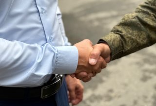 На помощь фронту!