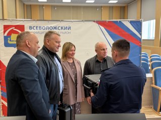 Победа куется в тылу!