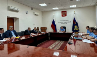 Прокурор Ленинградской области провёл приём предпринимателей региона