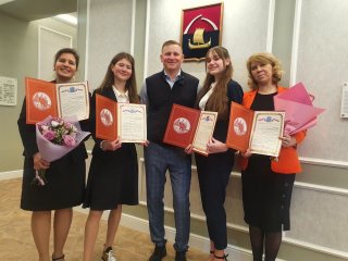 Андрей Низовский наградил победителей и финалистов конкурса «Большая перемена»
