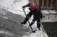 Уборка снега и наледи на коммунальных объектах Минобороны во Всеволожском районе