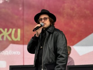 «Молодость лети светлой птицей»
