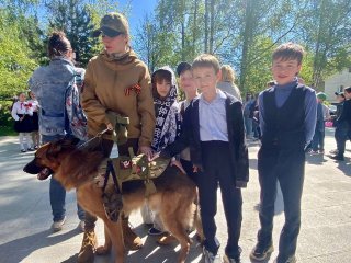 В доме одном живём