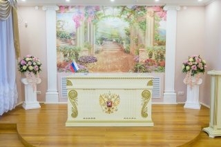 ЗАГСы Ленобласти приглашают на День открытых дверей.