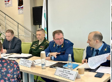 Сегодня, 20 февраля 2025 года, прокурор Ленинградской области Сергей Жуковский совместно с военным прокурором Ленинградского военного округа Алексеем Найдой провел личный прием участников СВО и членов их семей