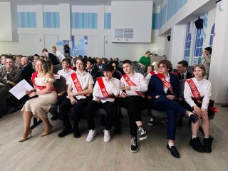 Взрослая жизнь сменила школьные грёзы…